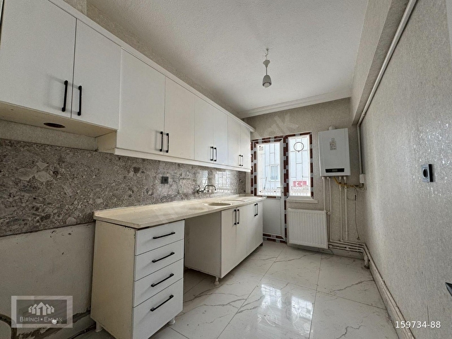 UFUKTEPE MAHALLESİNDE LÜX YAPILI 2+1 SATILIK DAİRE - Görsel 6