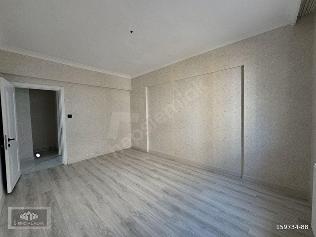 UFUKTEPE MAHALLESİNDE LÜX YAPILI 2+1 SATILIK DAİRE - Görsel 10