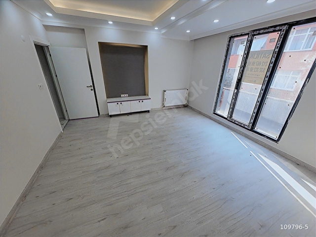 ARIKOĞULLARINDAN UĞURMUMCU MAH 2+1 EBEVEYNLİ 100M2 SIFIR DAİRE - Görsel 2