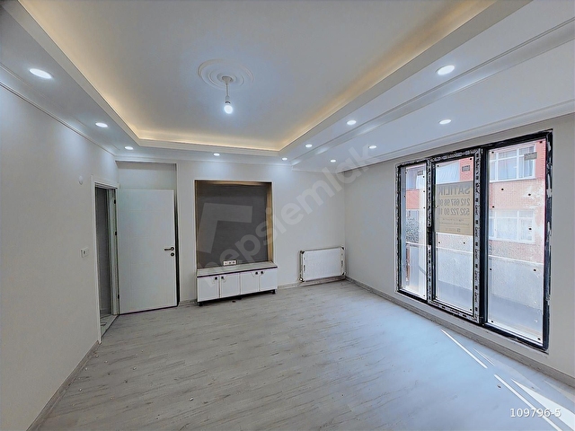 ARIKOĞULLARINDAN UĞURMUMCU MAH 2+1 EBEVEYNLİ 100M2 SIFIR DAİRE