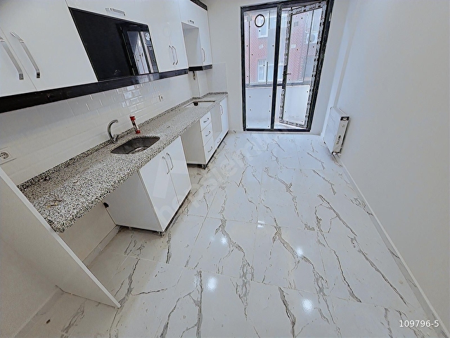 ARIKOĞULLARINDAN UĞURMUMCU MAH 2+1 EBEVEYNLİ 100M2 SIFIR DAİRE - Görsel 8