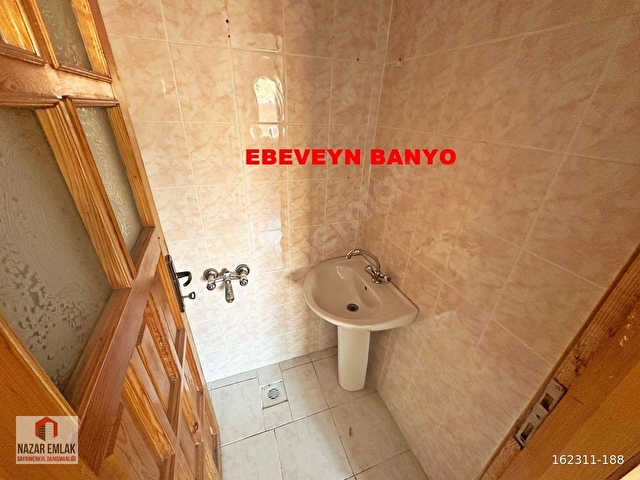NAZAR EMLAK DAN 3+1 METRO VE HASTANE KARŞISI SİTE İÇİNDE DAİRE - Görsel 15