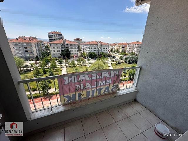 NAZAR EMLAK DAN 3+1 METRO VE HASTANE KARŞISI SİTE İÇİNDE DAİRE - Görsel 13