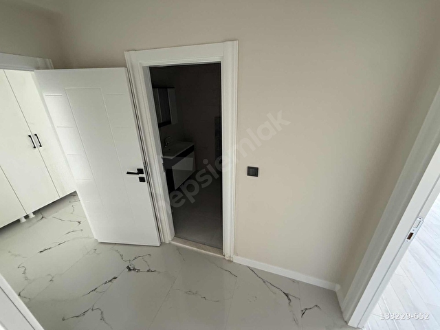 YILMAZDAN 3+1 SIFIR 155m2 SIFIR YAPILI SELGAH CAMİ CİVARI - Görsel 3