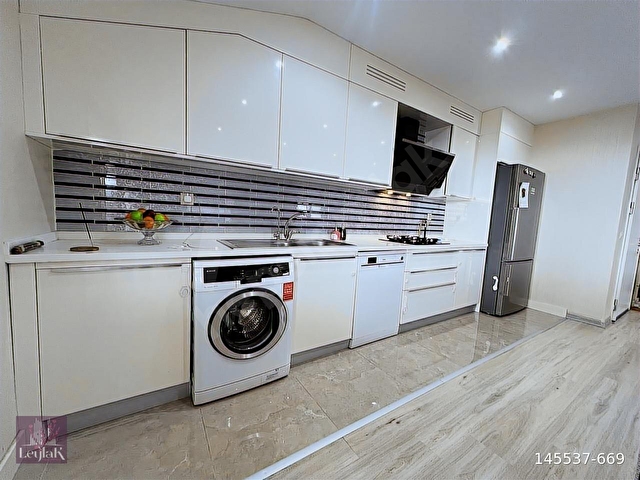 BÜYÜKÇEKMECEDE DENİZ VE GÖL MANZARALI LÜKS 4+2 DUBLEKS DAİRE - Görsel 14
