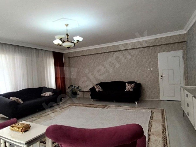DİCLEKENT ,DÜNYA KAVŞAĞI KAVŞAĞI CİVARI ,GÜZEL KONUMDA ,3+1 TEMİZ ORTA KAT DAİRE - Görsel 5