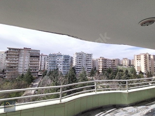 DİCLEKENT ,DÜNYA KAVŞAĞI KAVŞAĞI CİVARI ,GÜZEL KONUMDA ,3+1 TEMİZ ORTA KAT DAİRE - Görsel 25