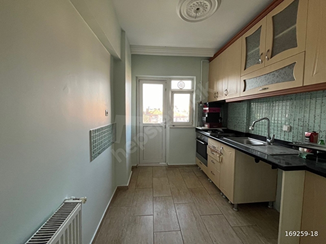 Akşemsettin mh. Manzaralı 3.kat 2+1 Geniş Kiralık Daire - Görsel 6