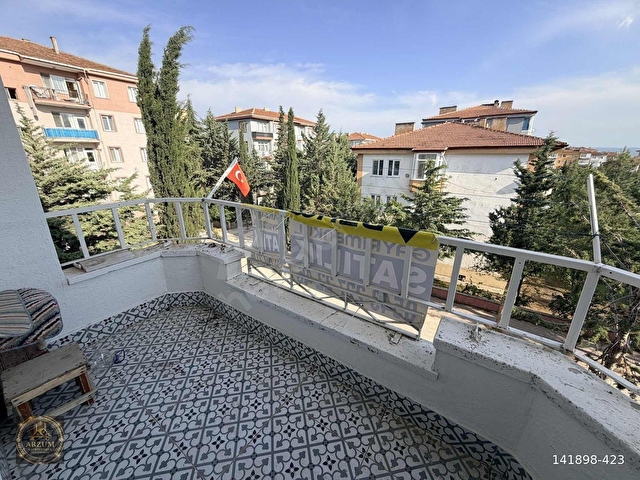 MERZİFON YENİ MAHALLEDE SÜPER KONUMDA 3+1 130 m2 BAKIMLI DAİRE - Görsel 16