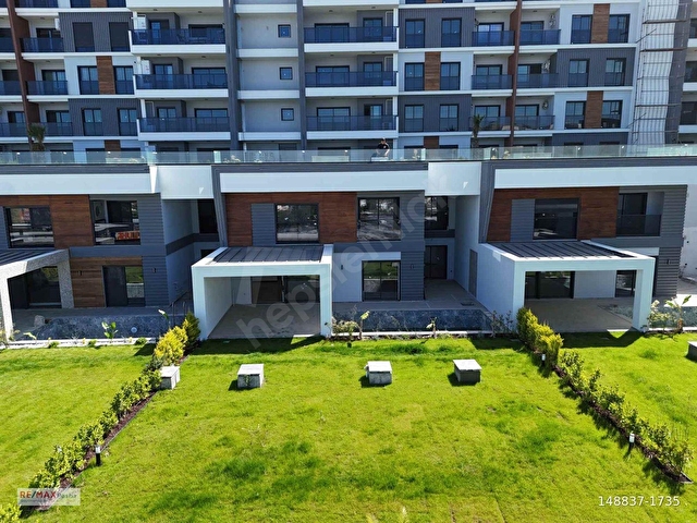 KUŞADASINDA DENIZ MANZARALI SATILIK VILLA - Görsel 2