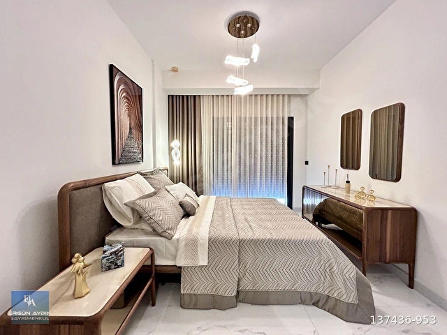 ERGÜN AYDINDAN Yenişafakda 3+1 175m2 Site içi Havuzlu Daire - Görsel 7