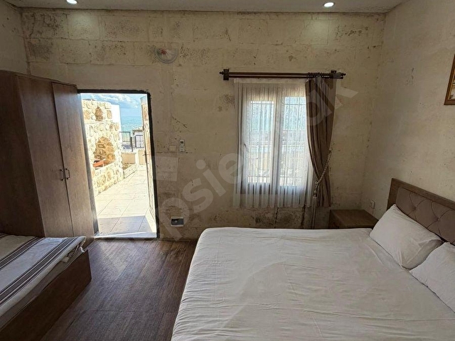 UMUT EMLAKTAN 1.CADDE ÜZERİ SATILIK 5 ODALI TARİHİ KONAK(OTEL) - Görsel 23
