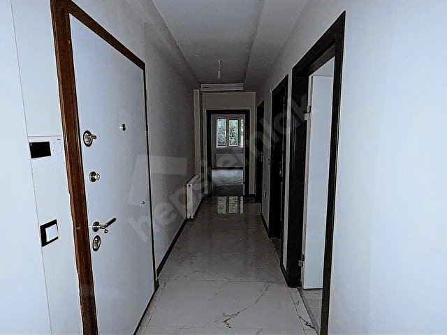 KÖRFEZ DENİZ MANZARALI 3+1 AYRI MUTFAKLI İSKANLI LÜKS DAİRE