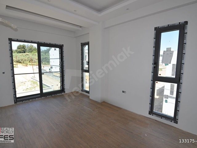 Kuşadası Davutlarda Deniz Manzaralı Satılık 2+1 Daireler - Görsel 10
