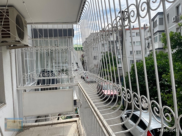ÖZEL İZMİR AMERİKAN KOLEJİ/SEV KOLEJ YAKINI ASMAÇATI GAYRİMENKULDEN SATILIK DAİRE