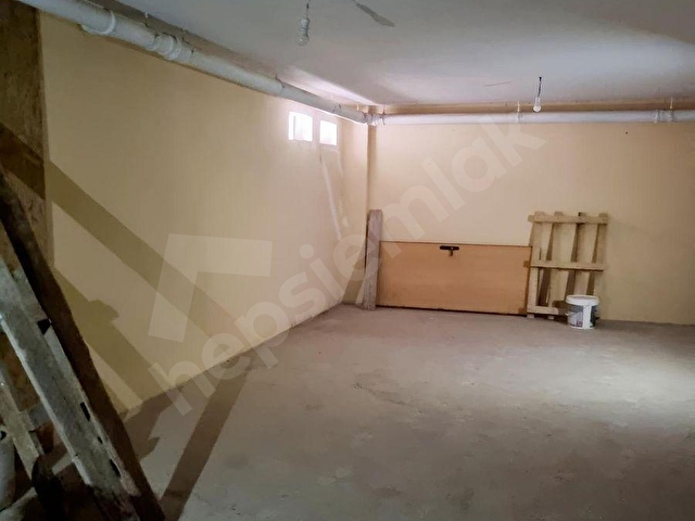 Cadde Üzerinde Kurumsal Firmalara Özel Kiralık Dükkan - Görsel 14