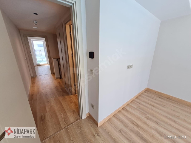 NİDAPARK GAYRİMENKULDEN OFİS KULLANIMINA UYGUN HAVUZ VE PEYZAJ MANZARALI 2+1 - Görsel 24