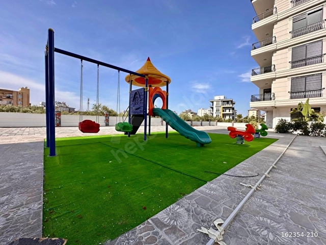 HAVUZLU SİTE 2+1 90M2