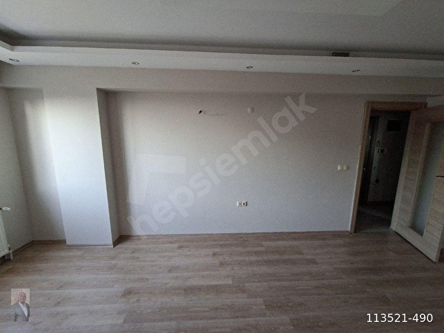 Kasımpaşada 3+1 Arakat Doğalgazlı Asansörlü Önü Açık Daire - Görsel 2
