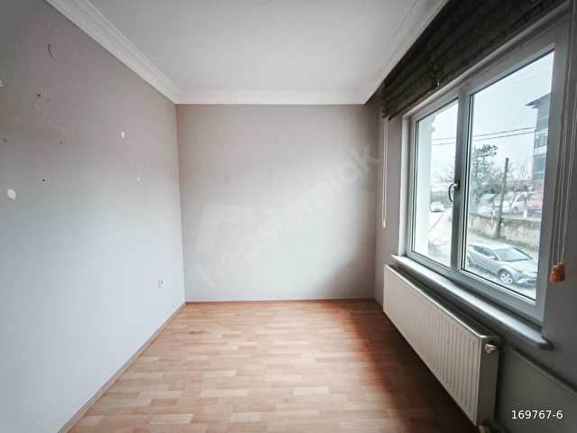 MUDANYA ÇAĞRIŞANDA MERKEZİ KONUMDA 425 m² TRİPLEX VİLLA - Görsel 17