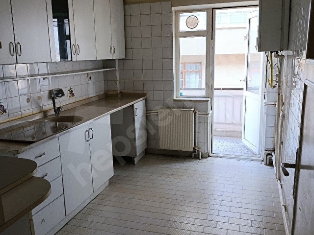 SAHİBİNDEN TEMİZ ÜST KAT GÜNEY CEPHE