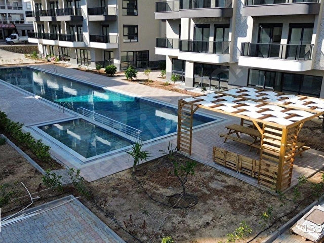 SATILIK LÜKS SİTE İÇERİSİNDE 1+1 EŞYALI DAİRE - Görsel 15