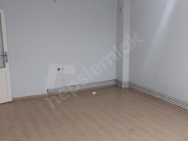 EGE ÜNİVERSİTESİ KARŞISINDA BAKIMLI DOĞALGAZLI FIRSAT DAİRE - Görsel 4