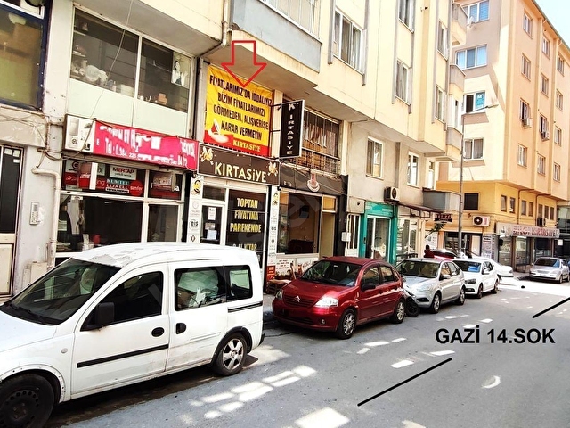 ÇARŞI MERKEZDE GAZİ CADDESİNE YAKIN SATILIK DÜKKAN - Görsel 2