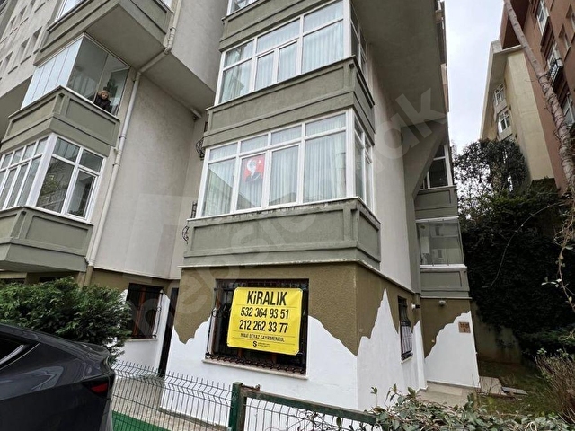 TARABYA  SANATÇILAR SİTESİNDE 3+1 170 METREKARE  BAKIMLI KİRALIK BAHÇE KATI - Görsel 14