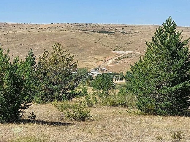 REFAHİYE DE 27.509 m2 KAYI VİLLALARINA YAKINDIR VİLLA YAPIMINA UYGUNDUR - Görsel 14