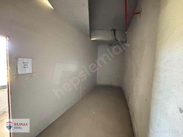 KARTAL DAP TERAS KULE BAHÇE KATI NATAMAM OFİS - Görsel 9