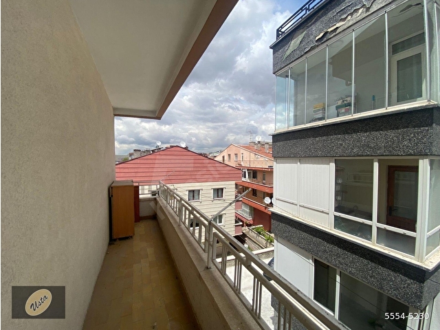 BALGAT HÜSREV VE BAKANLIKLAR YAKINI 3+1 KULLANIŞLI DAİRE... - Görsel 11
