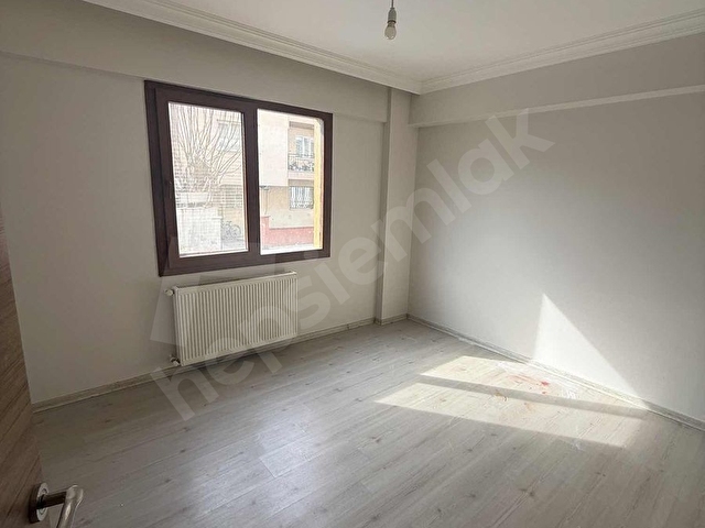 Muradiyede kapalı mutfak ebevyn banyolu geniş 2+1 - Görsel 7