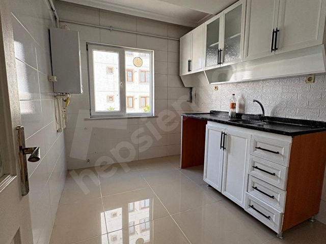 ROTADAN A.YASEVİ MAH EBEVEYN BANYOLU 3+1 SATILIK FIRSAT DAİREEE - Görsel 2