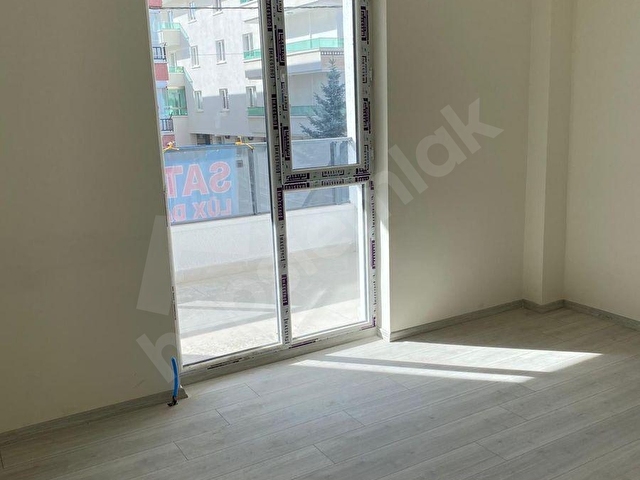 ÜÇ KILIÇ EMLAKTAN 3+1 ARA KAT  GÜNEY BATI DAİRE - Görsel 7