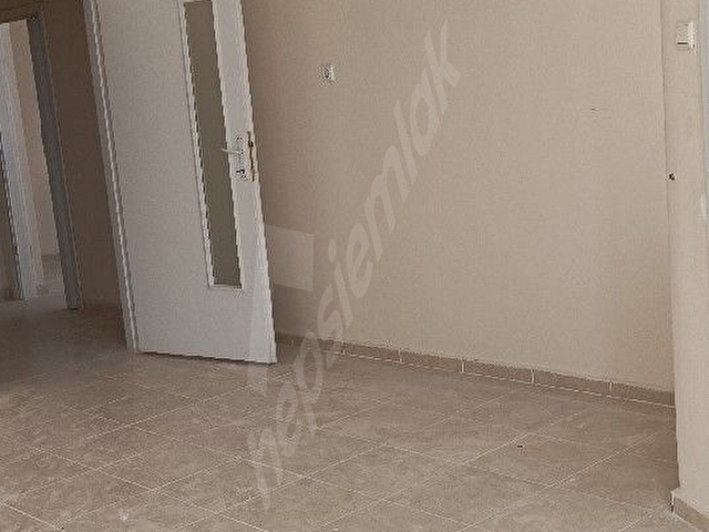 Mersin Mezitli viranşehir mah.denize sıfır 3+1 kiralık daire - Görsel 17
