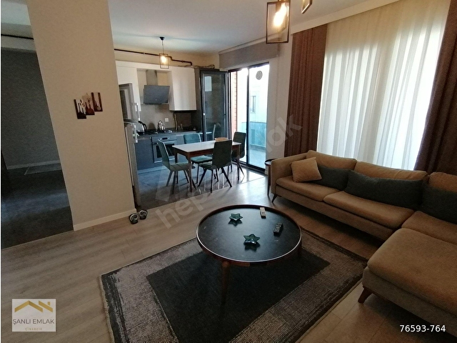 YATIRIMLIK!! ŞANLI EMLAKTAN...ÇINARCIK KORUDA,YENİ BİNADA 1+1 EŞYALI REZİDANS DAİRE - Görsel 2