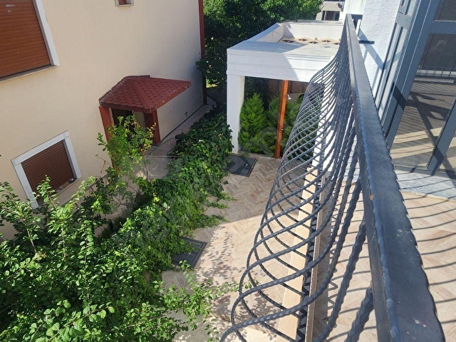 Kusadasi merkezde 4+1 özel havuzlu satilik villa - Görsel 9