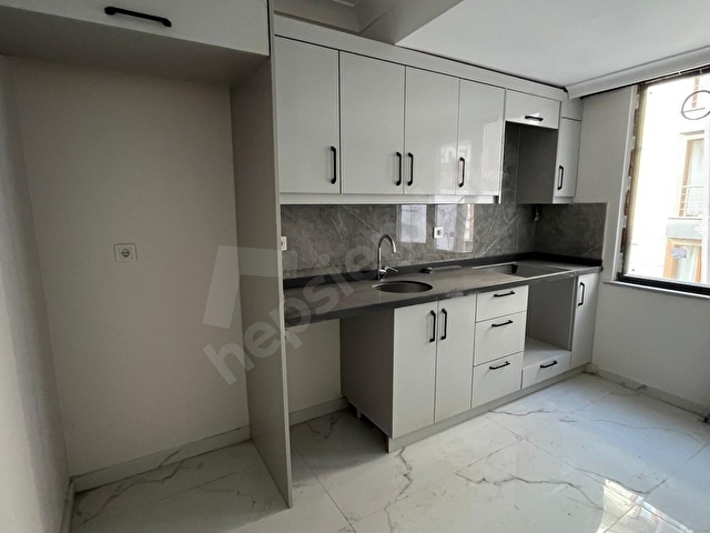 SİYAVUŞPAŞADA SIFIR 2+1 ARAKAT DAİRE OTURUMA HAZIR - Görsel 6