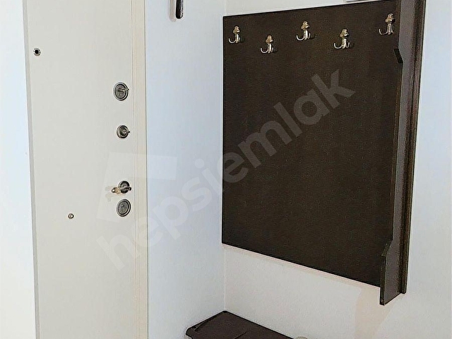 ÜNAL EMLAKTAN BANDIRMA BELEDİYE BİNASI YAKINI 1+1 EŞYALI DAİRE - Görsel 2