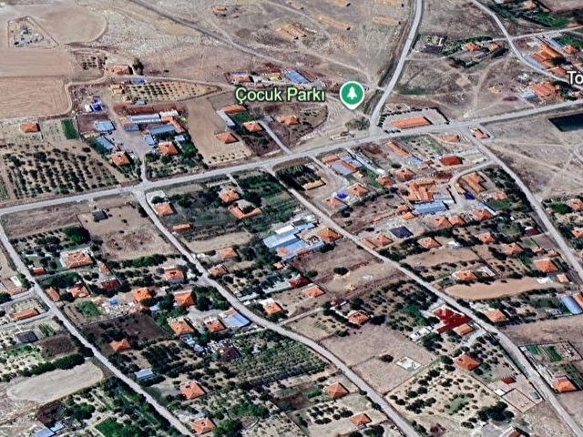 GÖLBAŞI TOPAKLIDA 1200 M² İMARLI TEK TAPU VİLLALIK