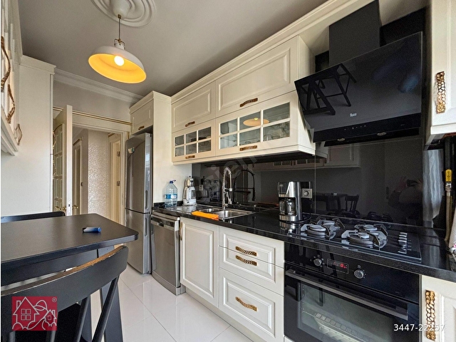 DİRECTTEN ÜSKÜDAR CADDESİNDE, DENİZ MANZARALI, KAPALI OTOPARKLI, ULTRA LÜKS 3+2 DUBLEKS DAİRE!!! - Görsel 24