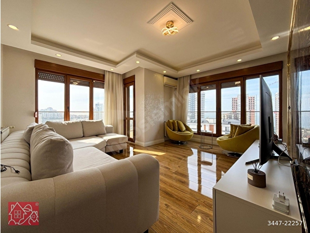 DİRECTTEN ÜSKÜDAR CADDESİNDE, DENİZ MANZARALI, KAPALI OTOPARKLI, ULTRA LÜKS 3+2 DUBLEKS DAİRE!!! - Görsel 2