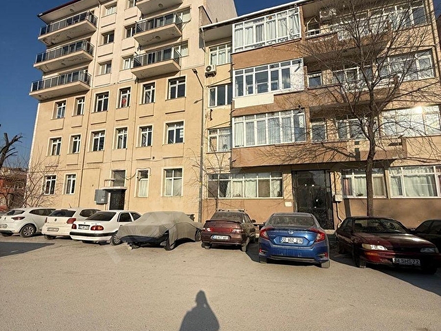 EDİRNE MERKEZ LONDRA ASFALTINDA 3+1 SATILIK DAİRE - Görsel 2