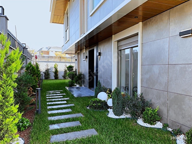 BEYLİKDÜZÜ DEREAĞZI ULTRA LÜX DENİZ MANZARALI 6+2 SATILIK VİLLA - Görsel 4