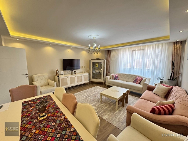 LUSSO GAYRİMENKULDEN ÇİFTLİKÖNÜ MH SATILIK FIRSAT 3+1LÜKS DAİRE - Görsel 9
