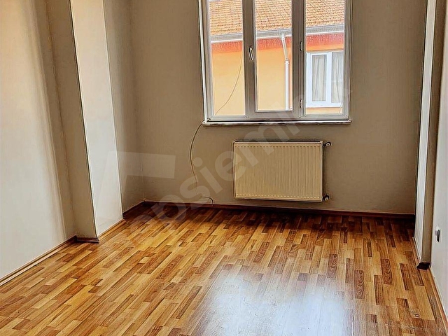 BAĞLARDA AÖF BİNASI YAKINI 2+1 KİRALIK DAİRE - Görsel 2