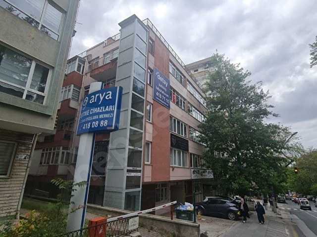MİTATPAŞA CADDEDE 1+1,TERAS KAT,OTO PARKLI ,İŞ YERİNE - Görsel 9