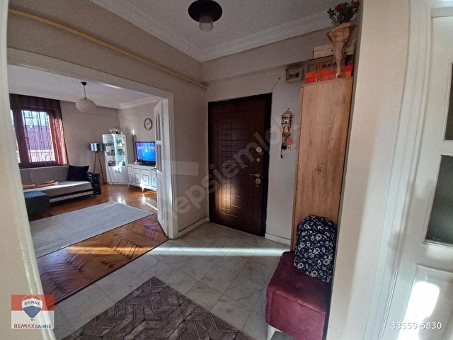 FINDIKLI IŞILTI SOKAKTA YÜKSEK KAT GENIŞ 3+1 110 M2 ASANSÖRLÜ ! - Görsel 9