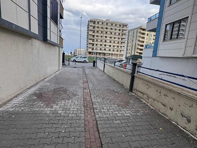 BİLSA kat 5 iki balkonlu 185 metre iki bloklu sitede - Görsel 12